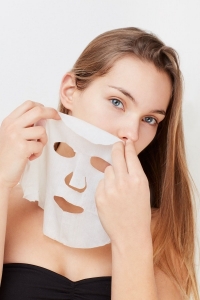 Collagen Moisturizing Tissue Mask/Veido kaukė su kolagenu, 1 vnt.