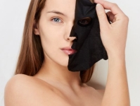 Charcoal Puri-Detox Sheet Mask/ Lakštinė anti-acne detoksikuojanti kaukė su anglimi, 23 ml
